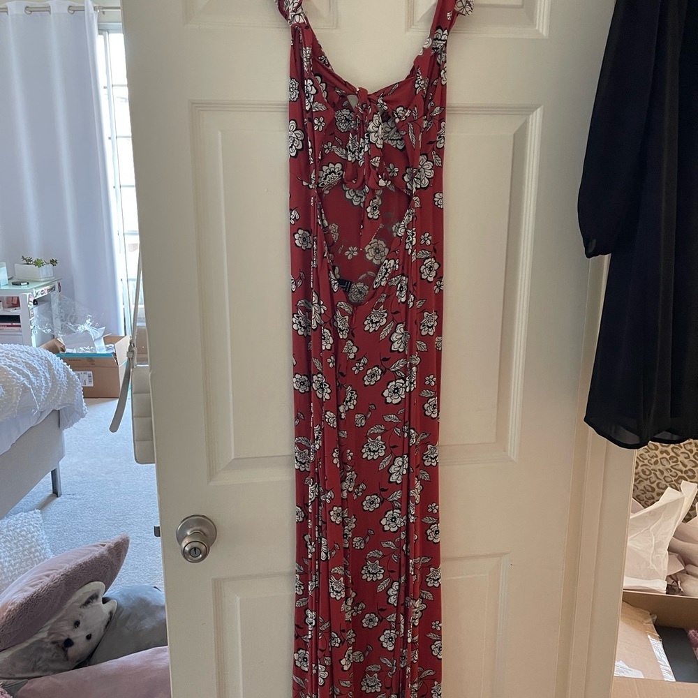 Forever 21 M Floral Maxi - Picture 2 of 3